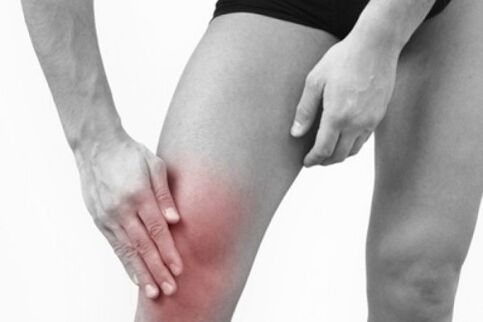 man pain in the knee
