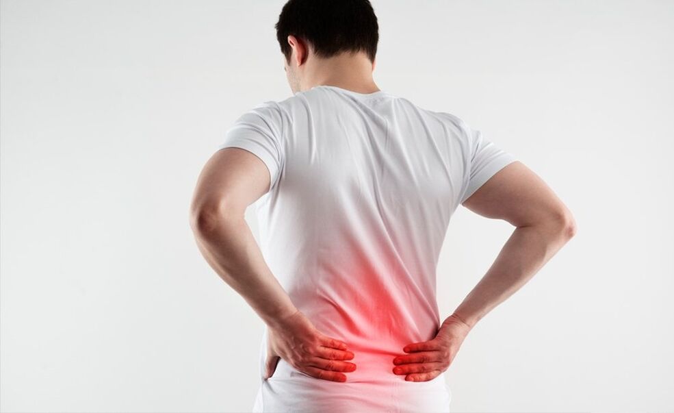 pain in the lower back due to osteochondrosis